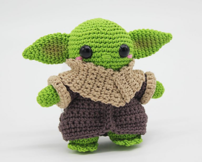 Baby Yoda tejido